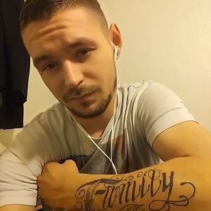 Meet your Posher, Robin